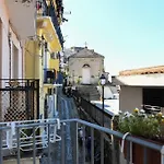 Signora Tita Chianalea - Bed & Breakfast Scilla