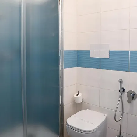 Signora Tita Chianalea - 3*