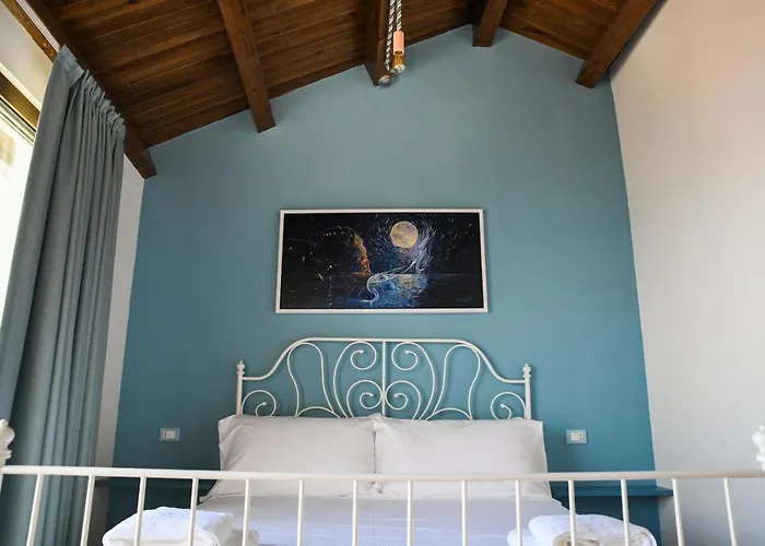 Signora Tita Chianalea - 3* שילה