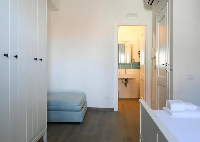 Signora Tita Chianalea - שילה