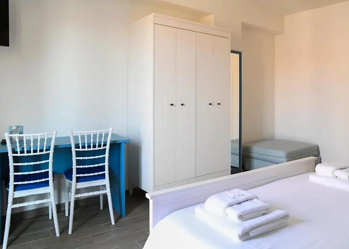 Signora Tita Chianalea - 希拉