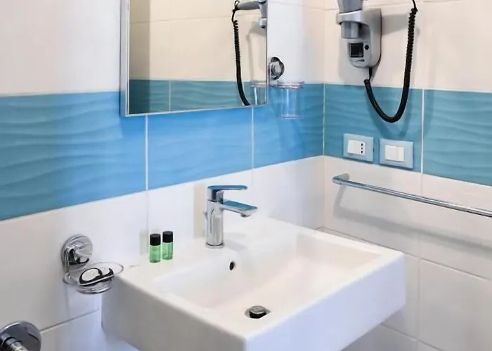 לינה וארוחת בוקר Signora Tita Chianalea - 3*